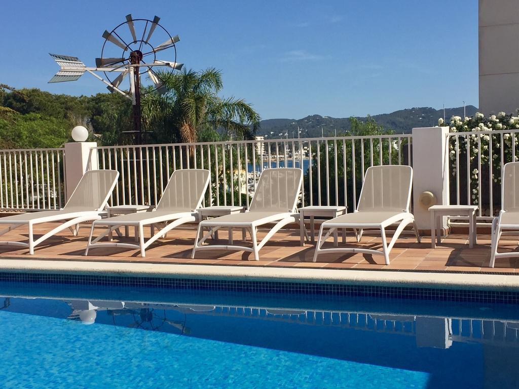 Es Mitjorn Hotel Sant Antoni de Portmany Екстериор снимка