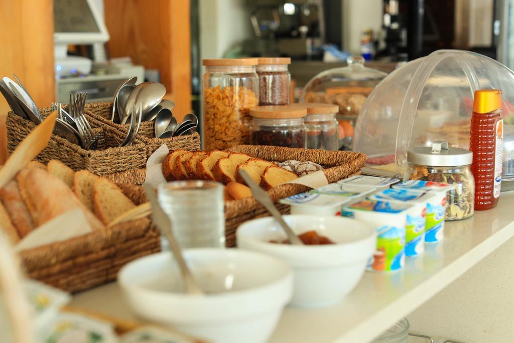 Es Mitjorn Hotel Sant Antoni de Portmany Екстериор снимка