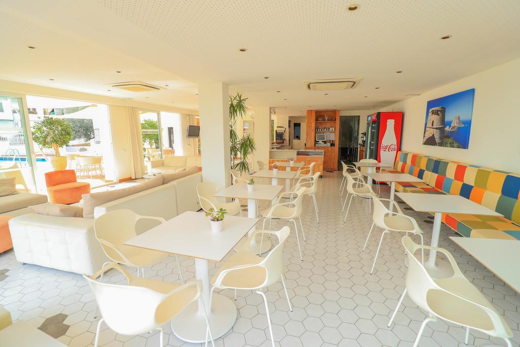 Es Mitjorn Hotel Sant Antoni de Portmany Екстериор снимка
